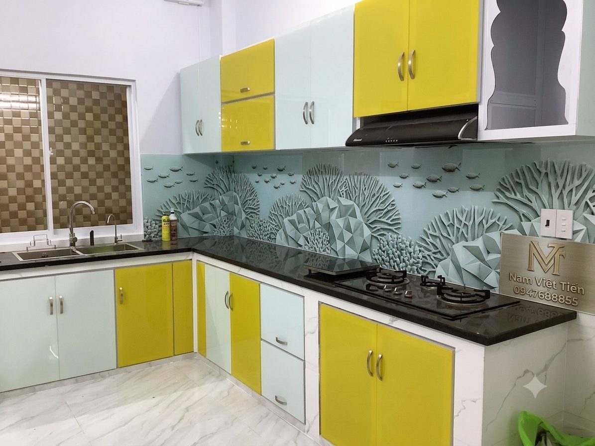 Mẫu tủ bếp nhôm kính chống nước chống mối mọt
