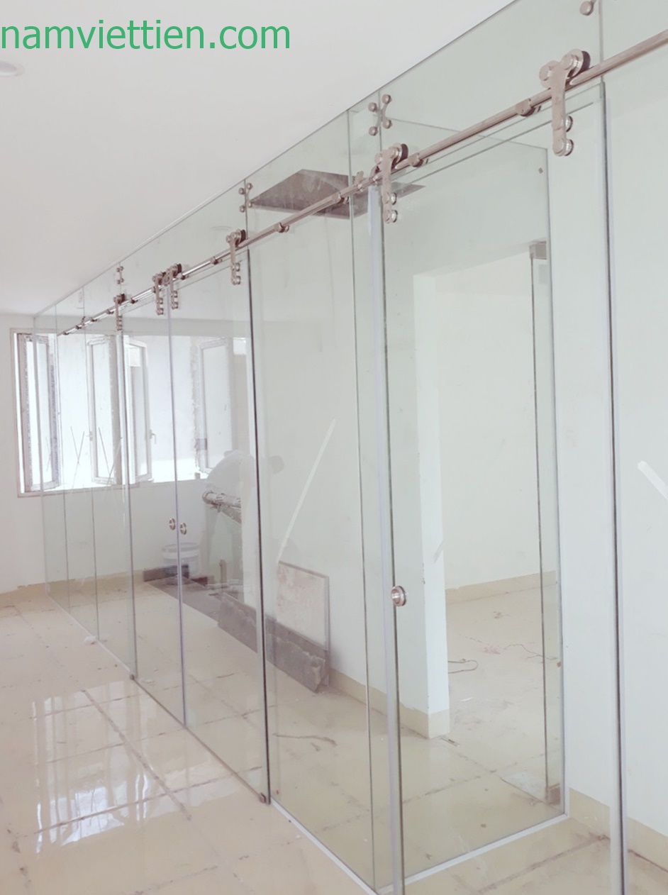 Làm Cửa Kính Cường Lực Tại Long An