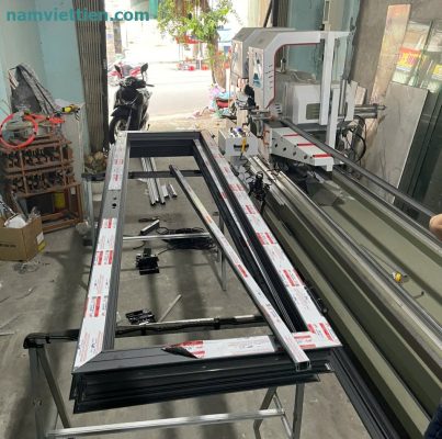 Kích thước cửa nhôm Xingfa 4 cánh