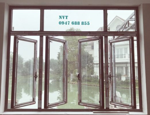 So sánh cửa kính cường lực và cửa nhôm