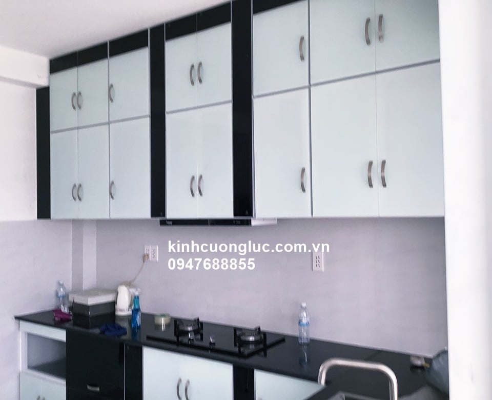 Tủ Bếp Nhôm Kính Có Bị Rỉ Sét Không?