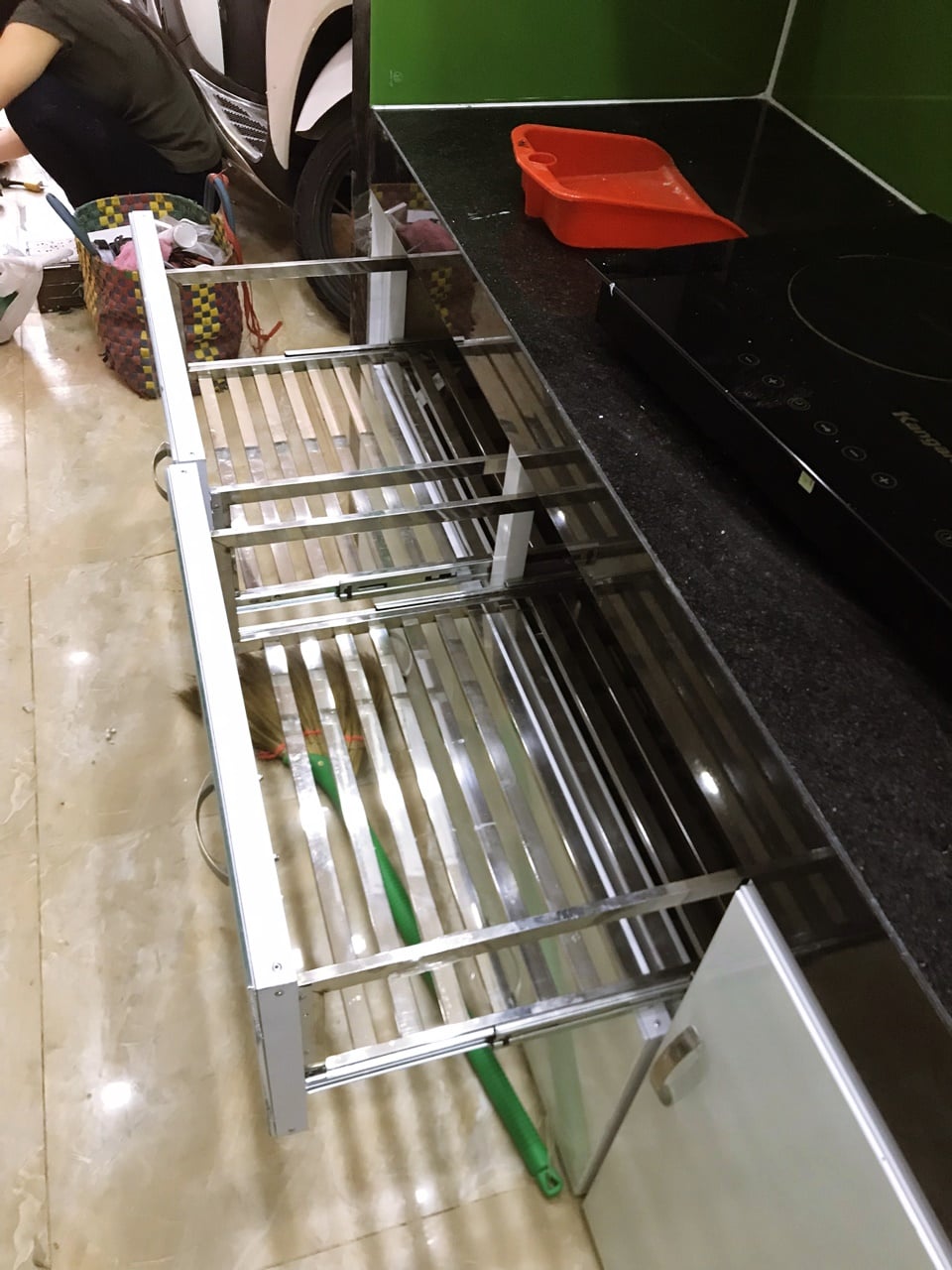 tủ bếp treo nhôm