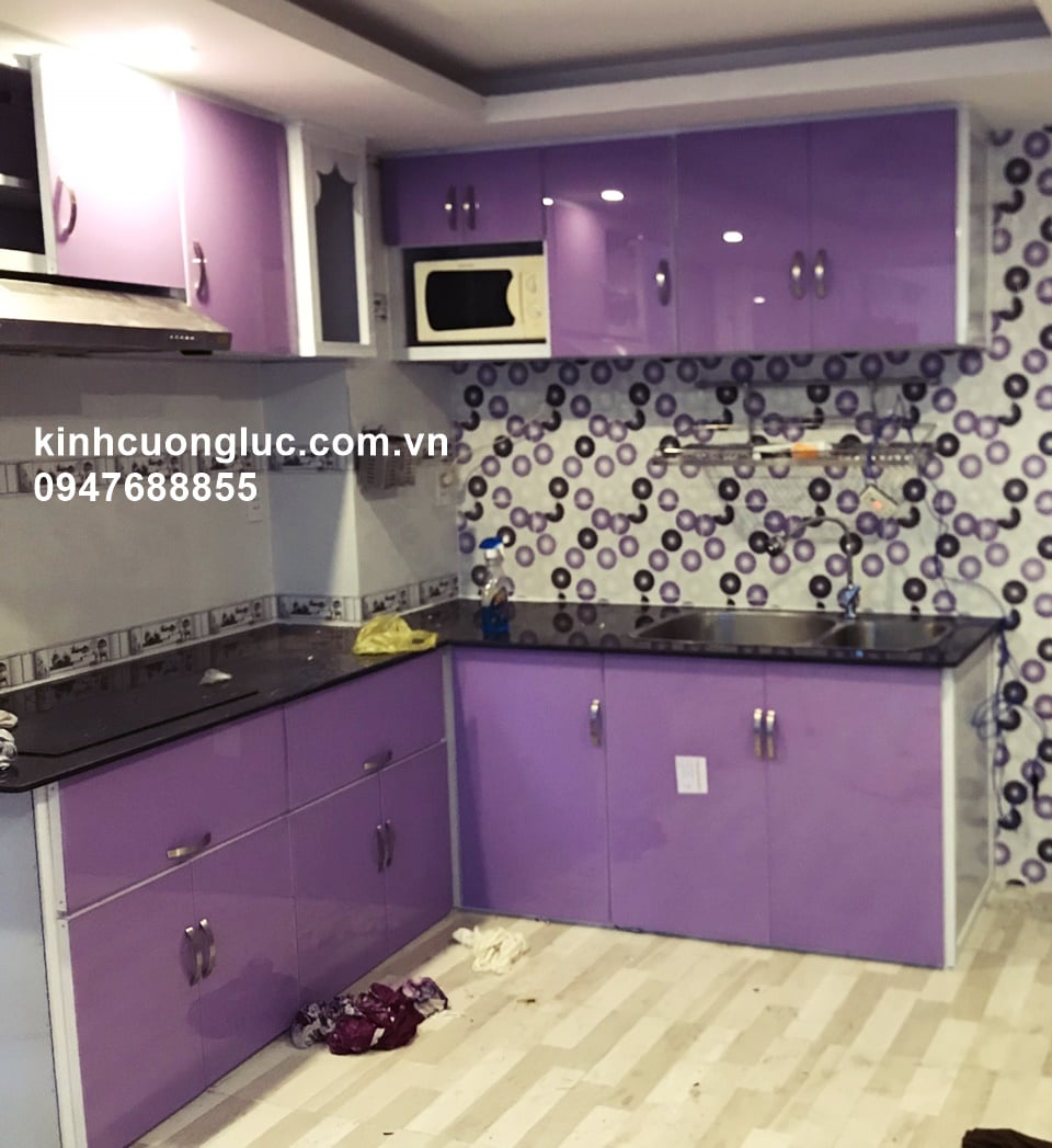 mau tu bep nhom kinh dep