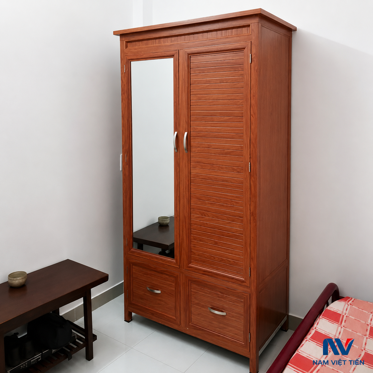 Tủ áo nhôm kính vân gỗ kết hợp cửa gương