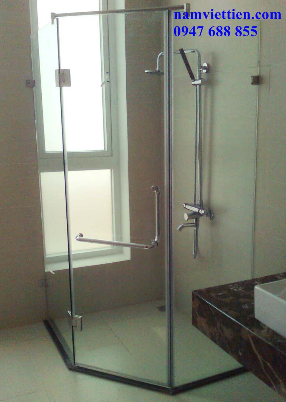 Lắp đặt phòng tắm bằng kính-Công ty chuyên lắp đặt phòng tắm bằng kính