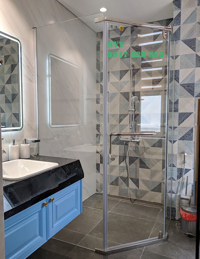 Báo giá vách kính phòng tắm