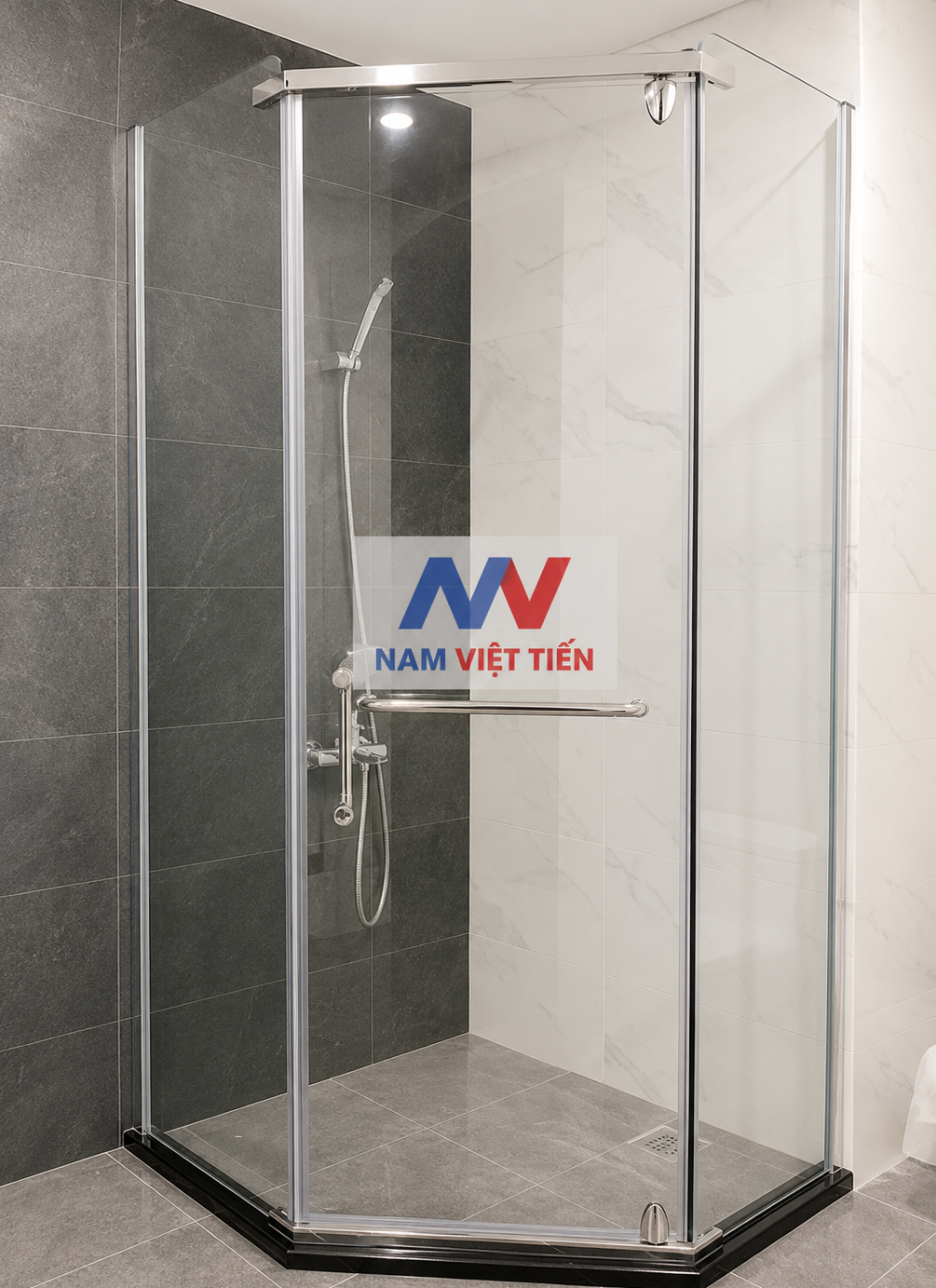 Mẫu phụ kiện phòng tắm kính màu đen