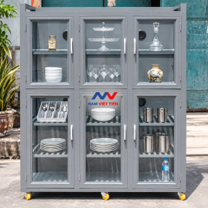 Tủ chén nhôm kính xám đựng chén dĩa hiện đại