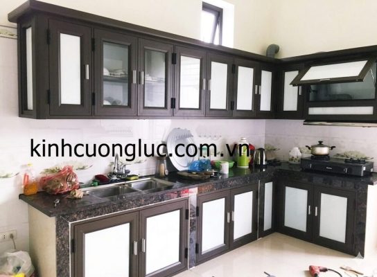 Tủ Bếp Nhôm Kính Hệ Xingfa Có Tốt Không