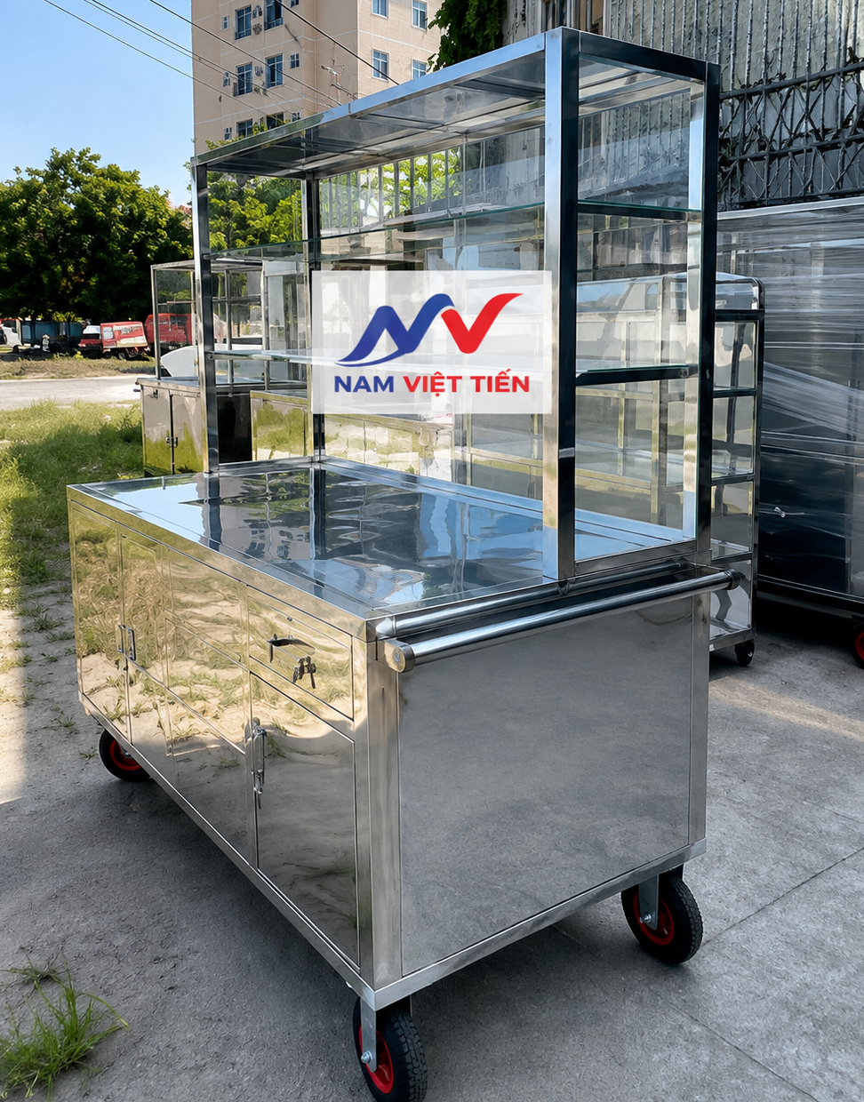 Tủ inox bán phở có kính