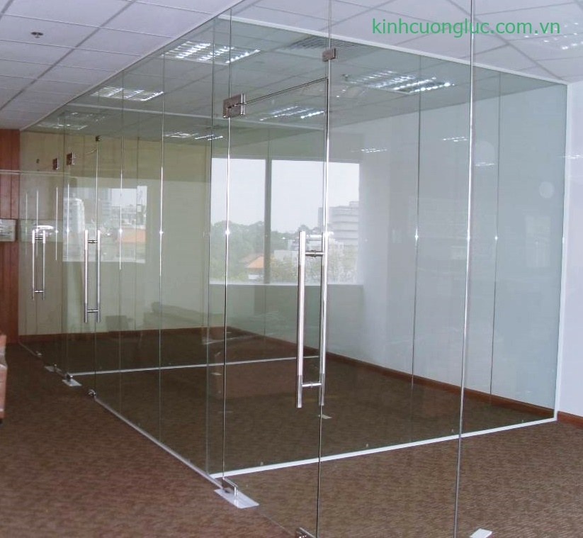 Báo Giá Vách Kính Cường Lực Mới Nhất Tại TPHCM