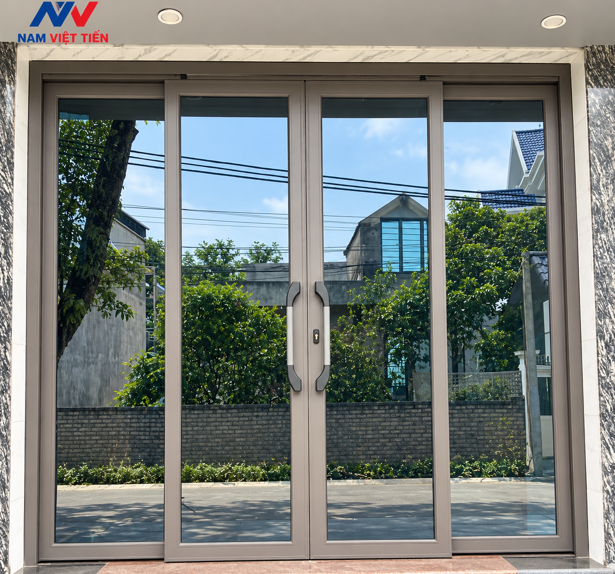 báo giá chi tiết cửa trượt quay 4 cánh