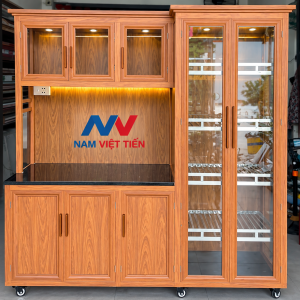 Tủ bếp nhôm kính di động vân gỗ có tủ kính cao