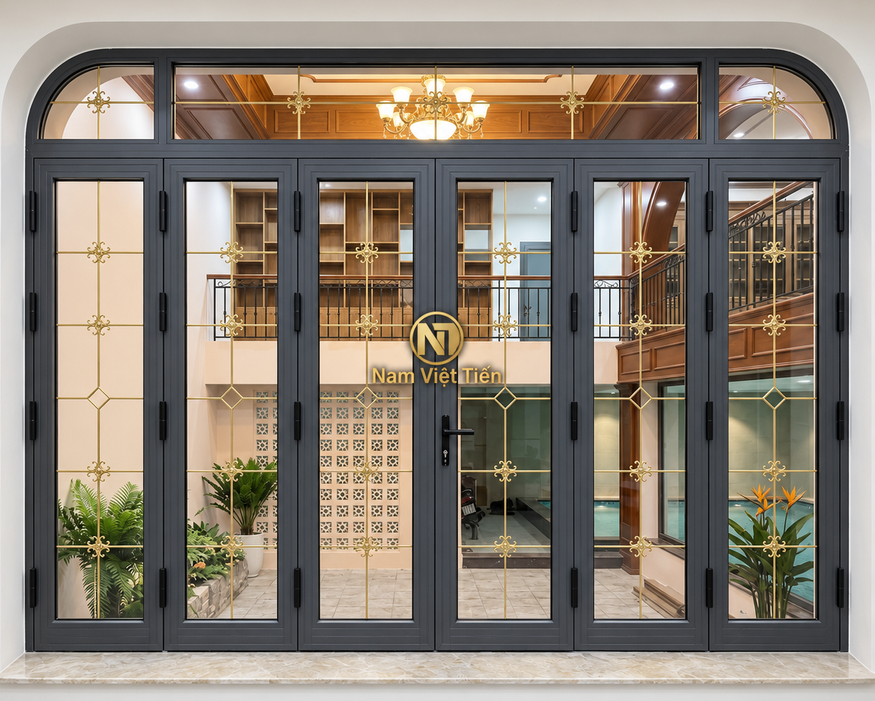 Cửa nhôm Xingfa uốn vòm lắp kính trong