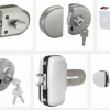 Khóa cửa kính cường lực mới lắp đặt
