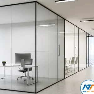 Vách kính cường lực mẫu tối giản đẹp